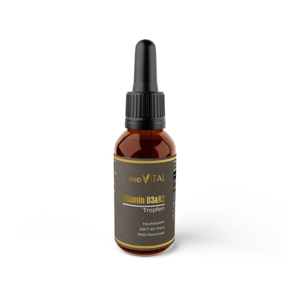 Vorderansicht der evoVital Vitamin D3 & K2 Tropfen-Flasche mit 50ml hochdosiertem flüssigem Vitamin D3 und K2 in MCT-Öl für 1700 Portionen.